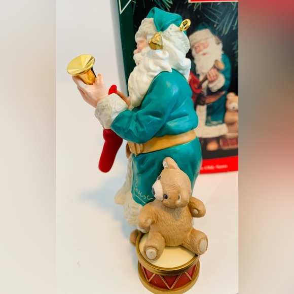 Hallmark Merry Olde Santa Ornament 1992 Santa Claus Christmas Ornament - Picture 5 of 11